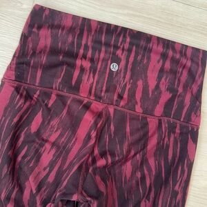 Lululemon Run Inspire Women's Yoga Athleisure Workout Gym Leggings 6 Red Black